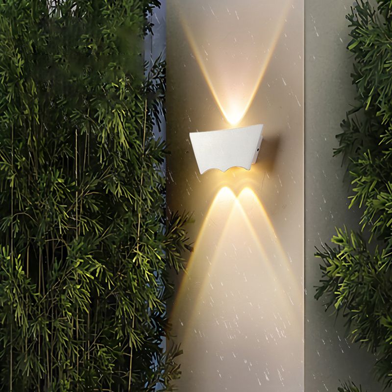 Modern Style Geometry Shade Wall Sconce Metal 3 Light Sconces for Outdoor