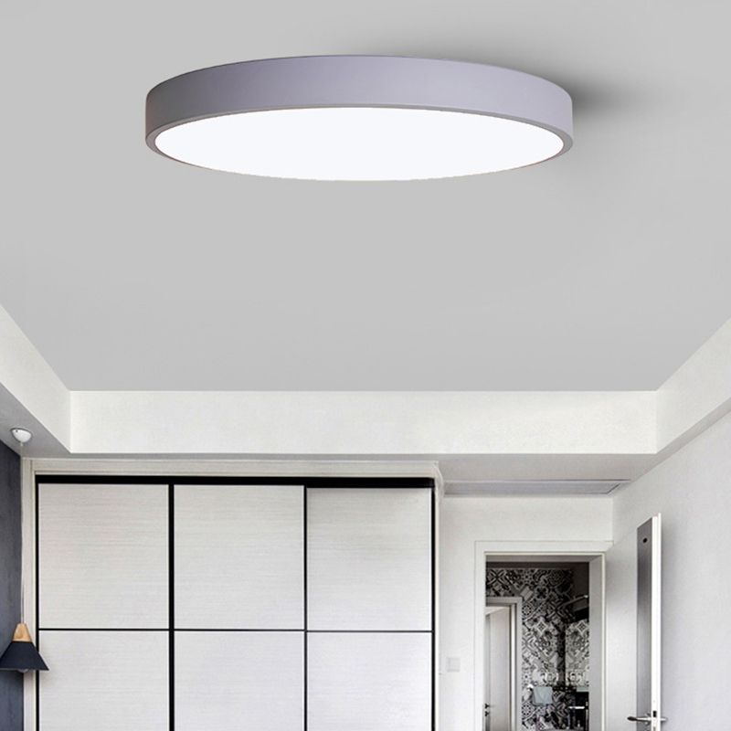 Plafonnier encastré circulaire en métal à LED de style simple