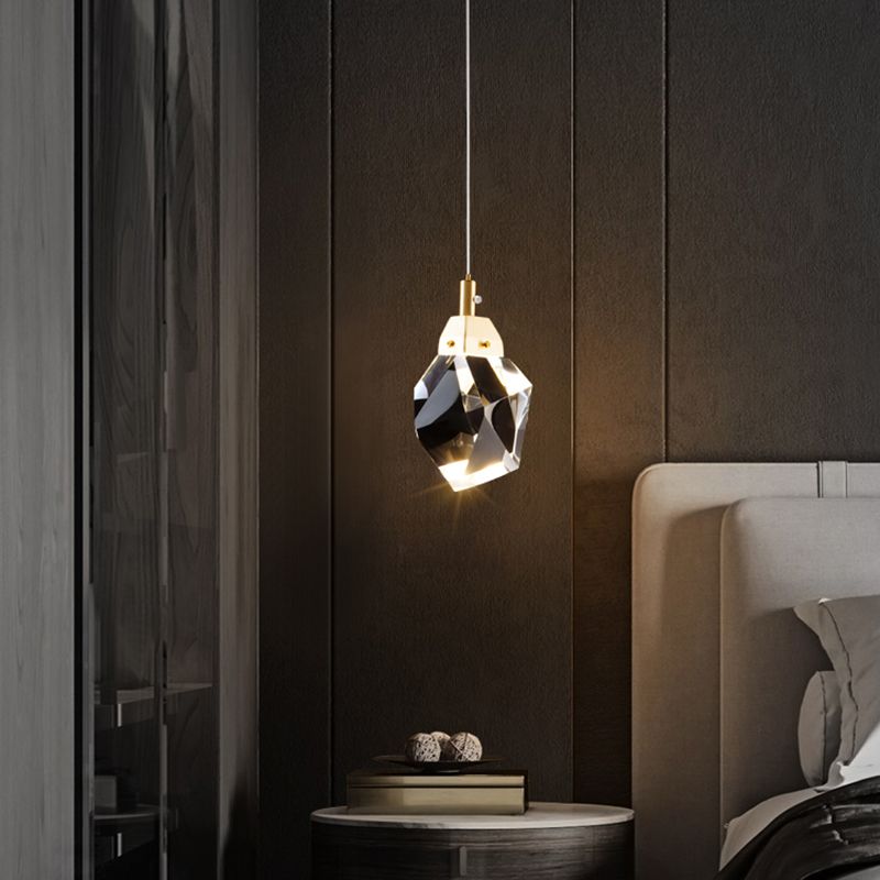 Lampe suspendue géométrique en cuivre dans un pendentif en cristal de style artistique moderne pour chambre à coucher