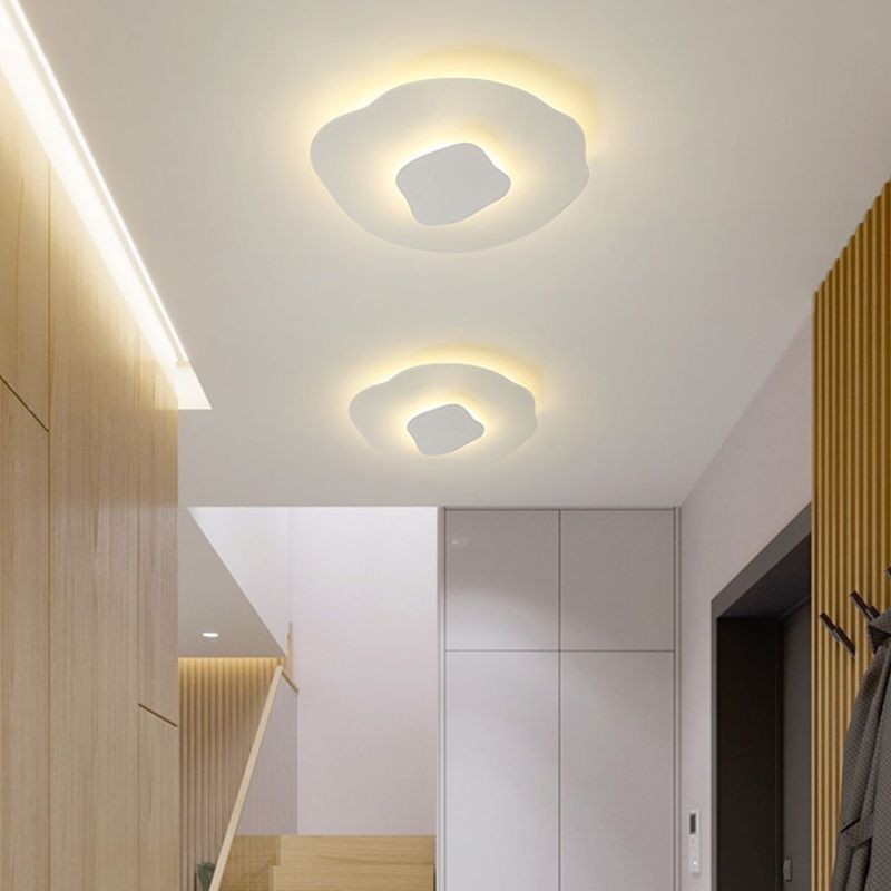 LED Modern Metal Flush Mount Geometric Shape Ceiling Light for Bedroom
