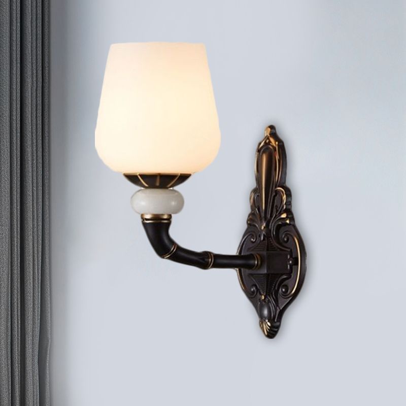 Lámpara de plataforma de cama con forma de taza de estilo retro de vidrio lechoso 1/2 bombas de la pared negra y dorada de montaje de montaje de pared