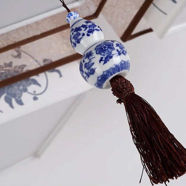 Plafond carré blanc Aménagement monté sur le plafond de style moderne.