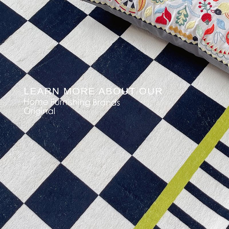 Modern Plaid Print Area Carpet Black Polyester Area Rug Non-Slip Backing Rug for Home Decor