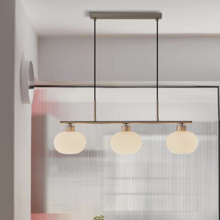 Loues de lustre de l'île moderne