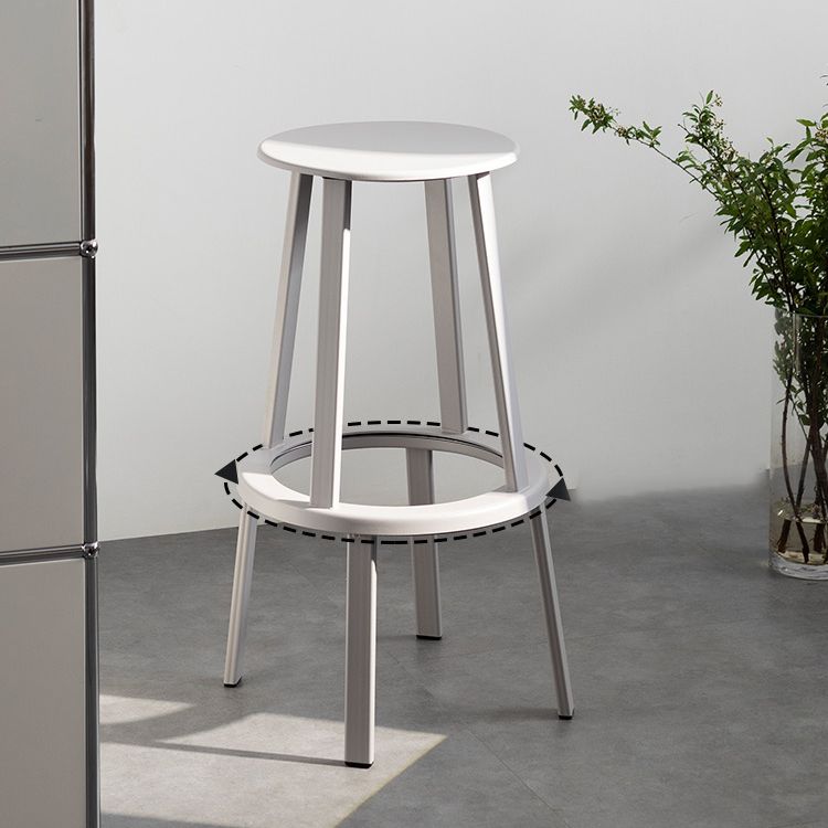 Contemporary Indoor Bar Stool Swivel Bar Stool with Footrest