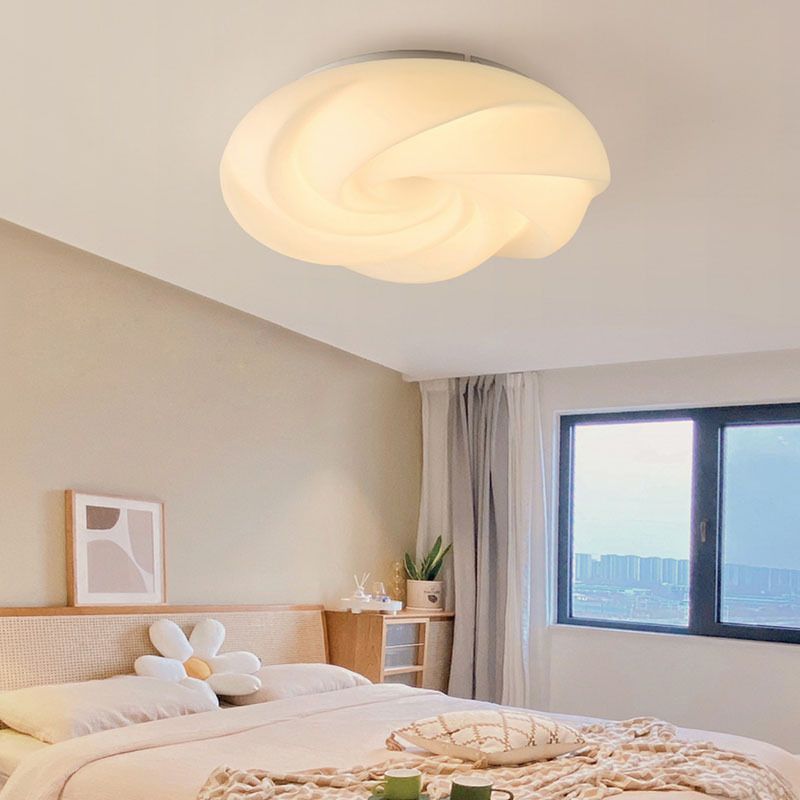 Metal Geometric Shape Flush Light Modern Style 1 Light Flush Mount Ceiling Lights in White