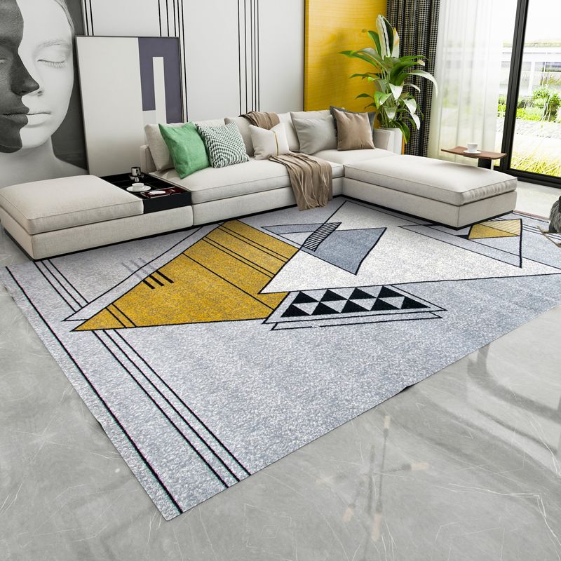 Modern Geometric Pattern Rug Multi Colored Polypropylene Indoor Rug Non-Slip Backing Pet Friendly Carpet for Bedroom