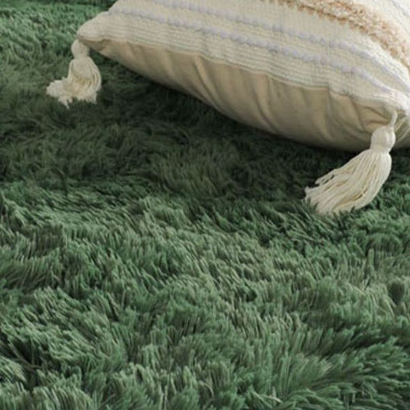 Solid Color Plush Rug Polyester Indoor Rug Non-slip Carpet for Living Room and Bedroom