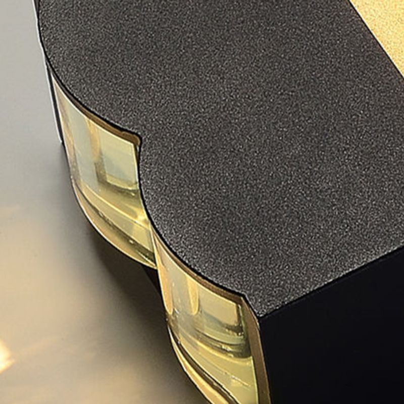 Modern Style Wall Lamp Metal 4 Lights Sconces in Black for Outdoor