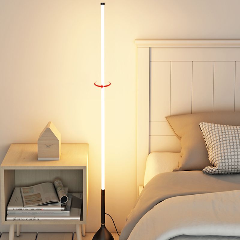Lampadaire de forme linéaire de style moderne Métal lampadaire à un sol léger simple