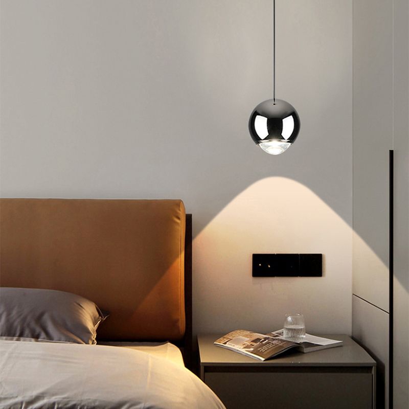 Postmoderne Aluminium -Anhänger Light Globe Form Hanging Anhänger für Wohnzimmer