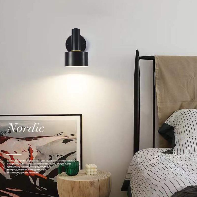 Metal Geometric Shape Wall Sconce Modern Style 1-Light Wall Light Fixture