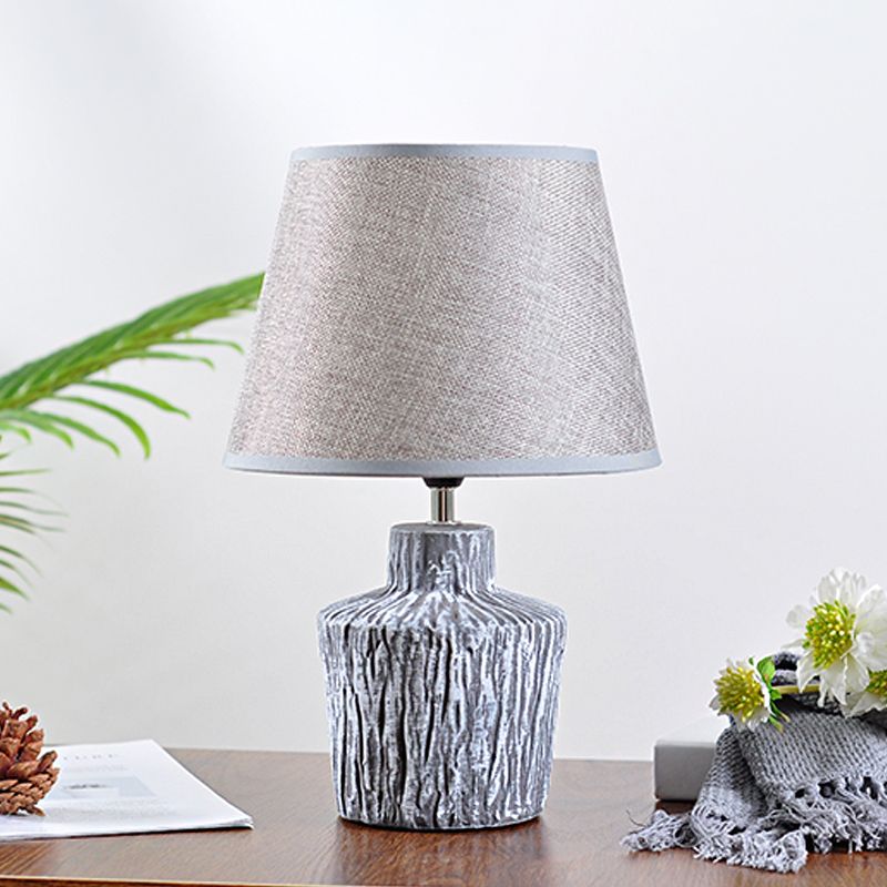 Mesa nocturna en forma de frasco gris/amarillo Lámpara de cerámica moderna 1 cabezal lámpara nocturna con sombra de tela de barril