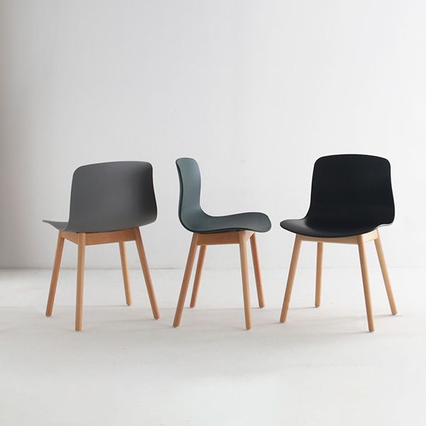 Sillas de comedor de madera contemporáneas Sillas de comedor tapizadas sin brazos para restaurante