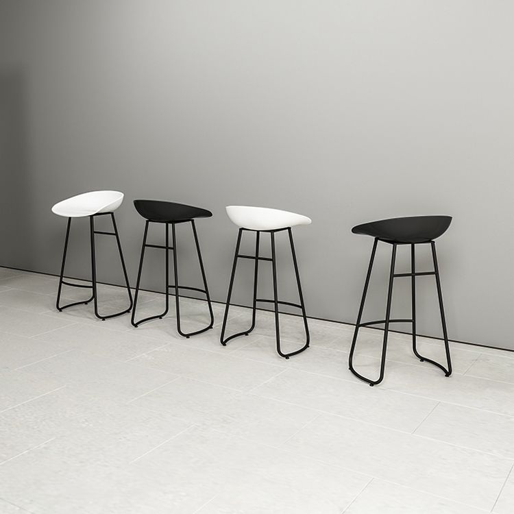 Nordic Simple Bar-stool Plastic Seat Bar Stool for Dining Room