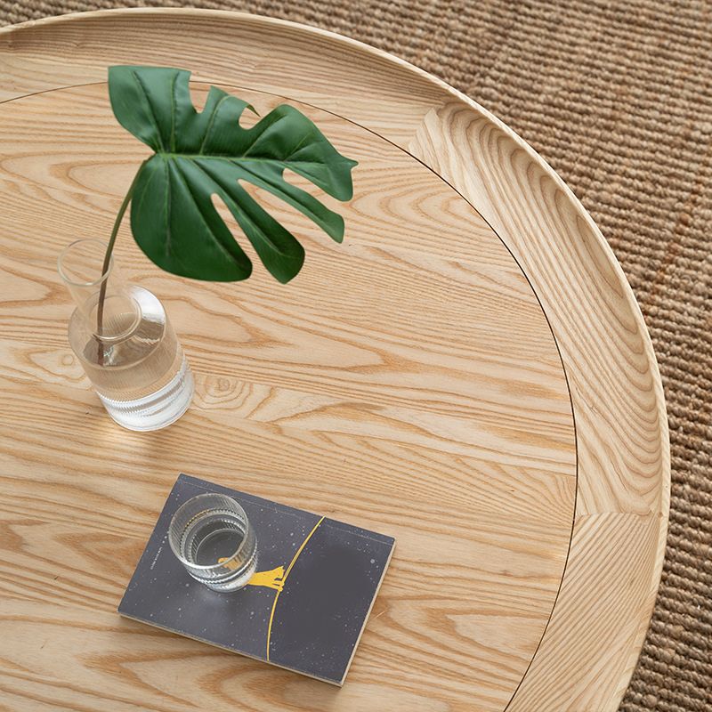 Scandinavian Round Coffee Table with Shelf in Wicker and Solid Wood