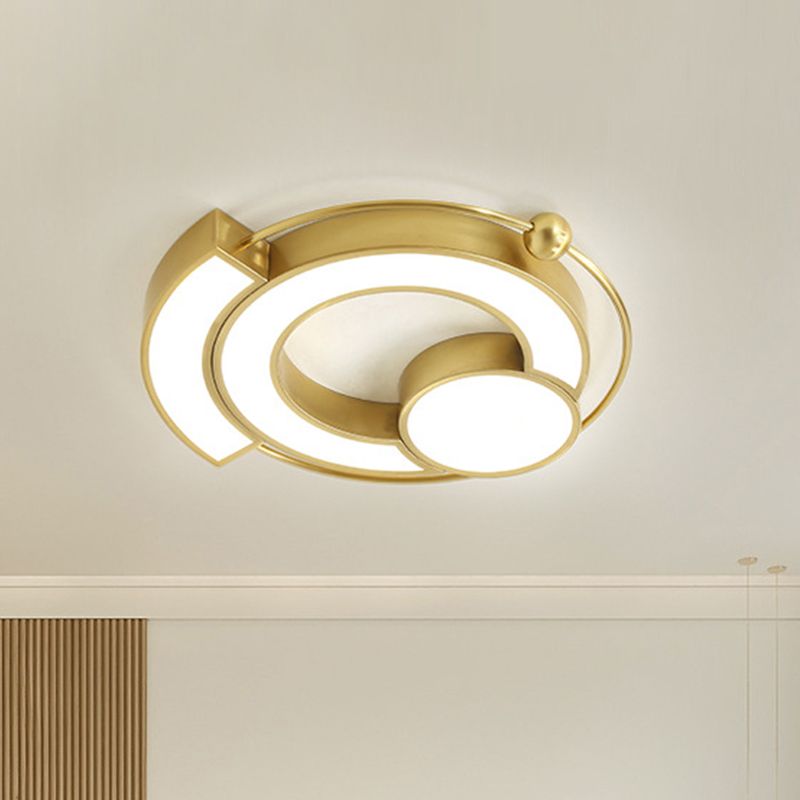 Contemporary Hollow Flush Light Fixture Metal LED Bedroom Flush Mount in Gold, White/Yellow Light