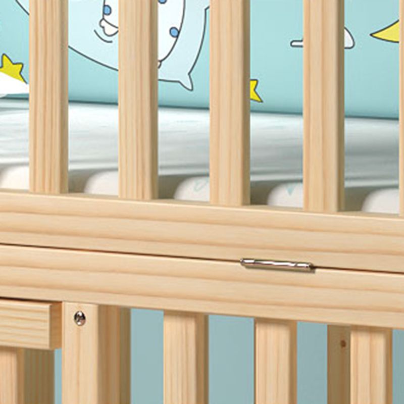 Wooden Solid Color Baby Crib Traditional Animal Print Nursery Bed