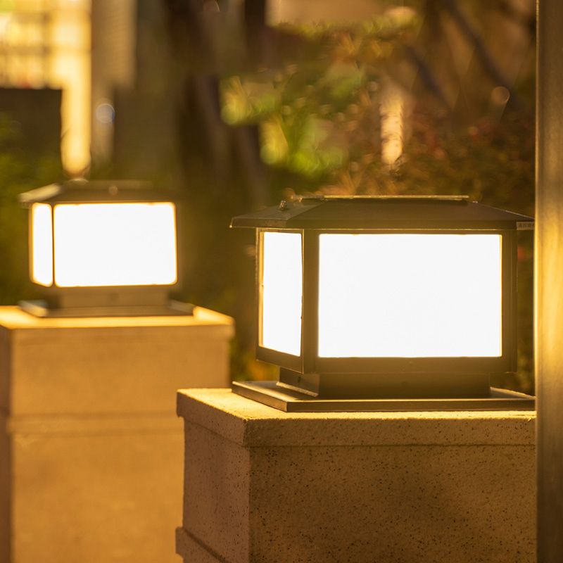 Modern Geometric Pillar Lamp Minimalist LED Solar Lighting Fixture for Garden