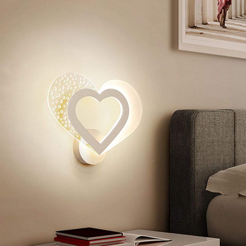 Love Heart Shape Wall Mounted Light Contemporary Acrylic LED White Sconce in Warm/White Light