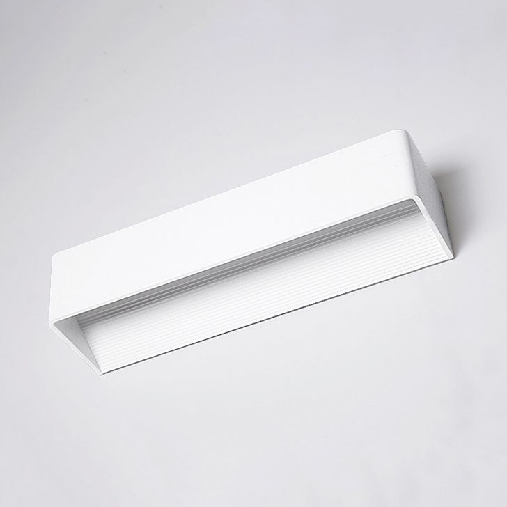 Modernistische rechthoekige metalen wand gemonteerd lamp 8 "/12" brede LED op en neer verlichting in goud/zwart/wit, wit/warme verlichting