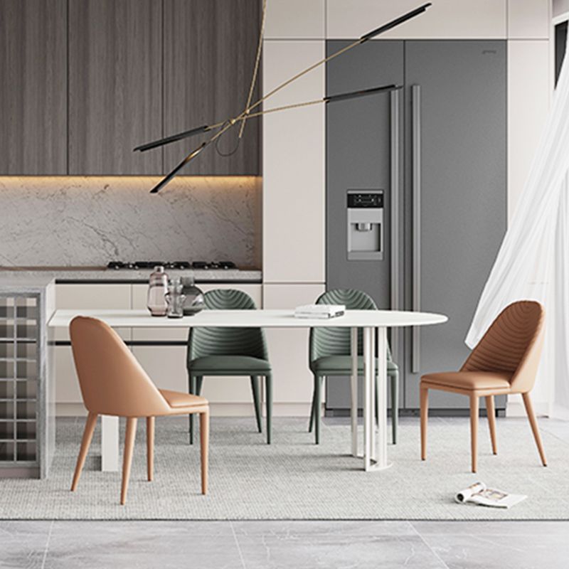 Onregelmatige eettafel van gesinterd steen Moderne eilandtafel met wit/zwart dubbel voetstuk