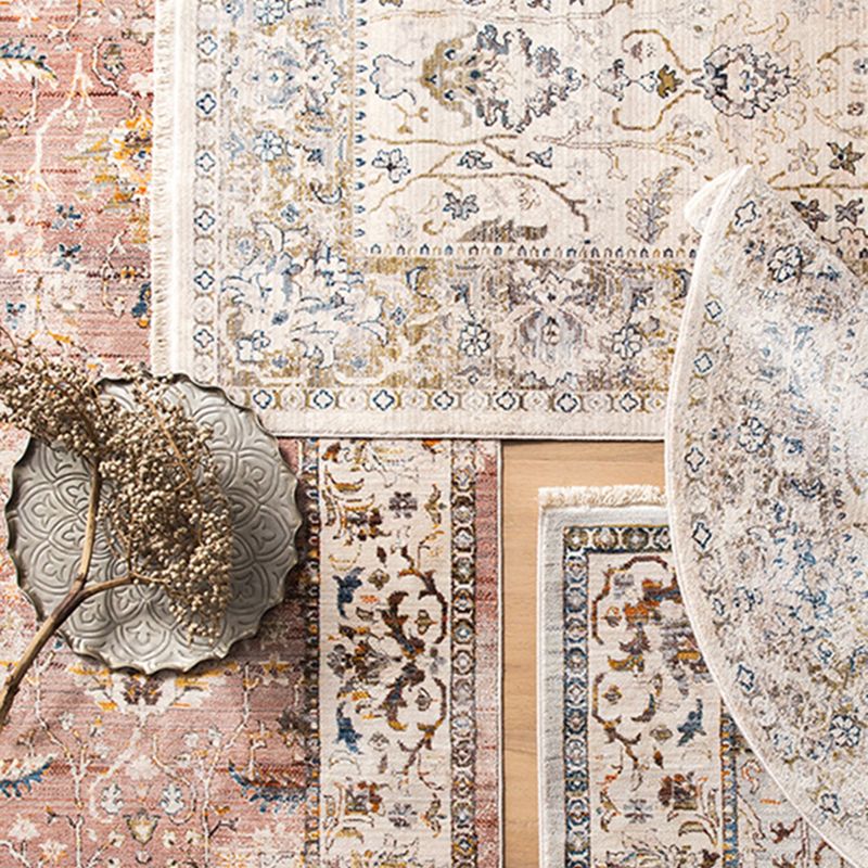 Brown Medallion Print Area Rug European Polyester Area Carpet Stain Resistant Rug for Living Room