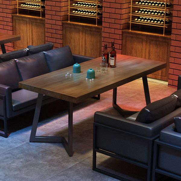 Mesa de comedor industrial Mesa de madera maciza de pino con base negra para la cena de cocina en casa