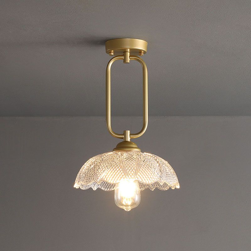 Luz de techo de montaje semi rasgador sombreado de vidrio Luz de montaje de techo dorado nórdico de montura de montaje