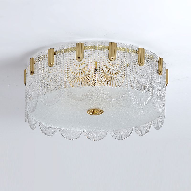 Gold Metal Flush Mount Light Armaturen Traditionele Drum Slaapkamer Flush Plafond Lampen met Glas Shade
