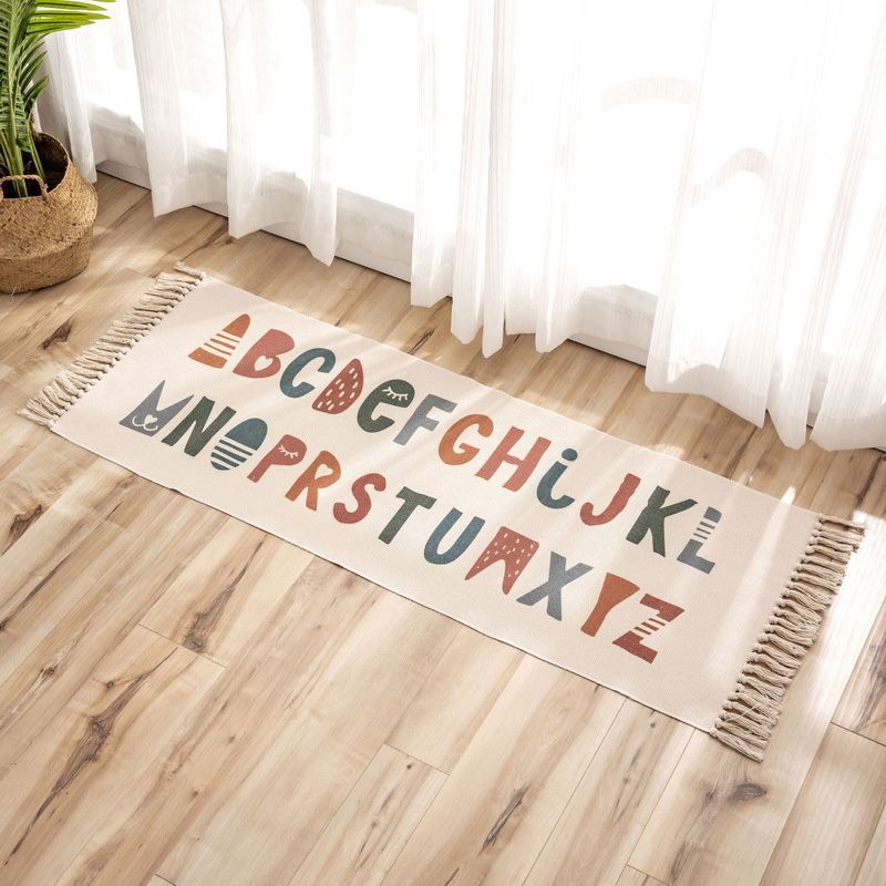 Nostalgia Tribal Pattern Rug Multi Colored Synthetics Area Rug Pet Friendly Easy Care Carpet with Fringe for Bedroom