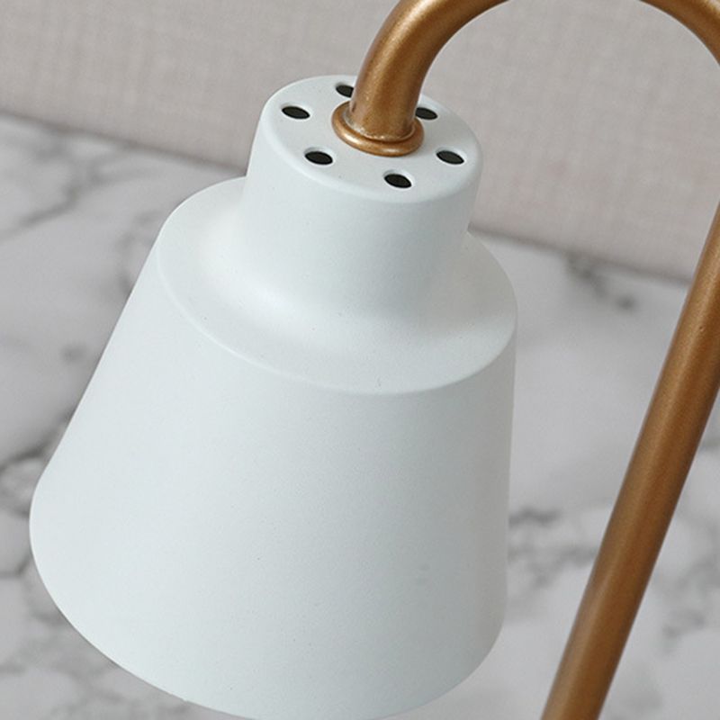 Lampe de table en métal nordique simple aromathérapie fondant la lampe de bureau de cire pour chambre à coucher