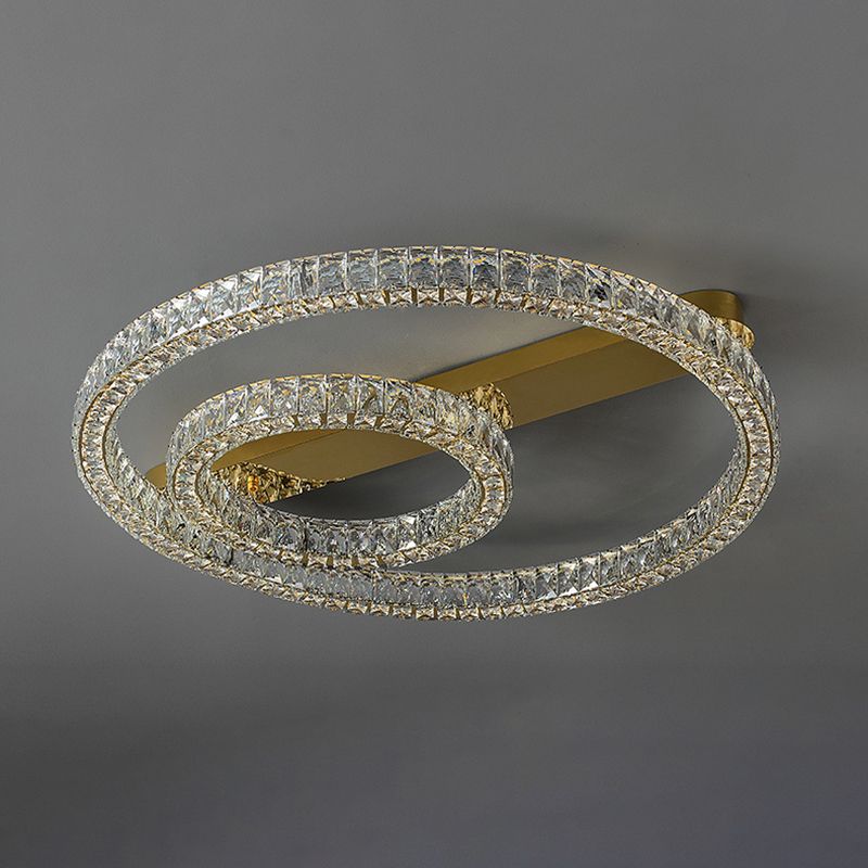 Moderne, runde Deckenleuchte aus Kristallglas in Gold für das Wohnzimmer