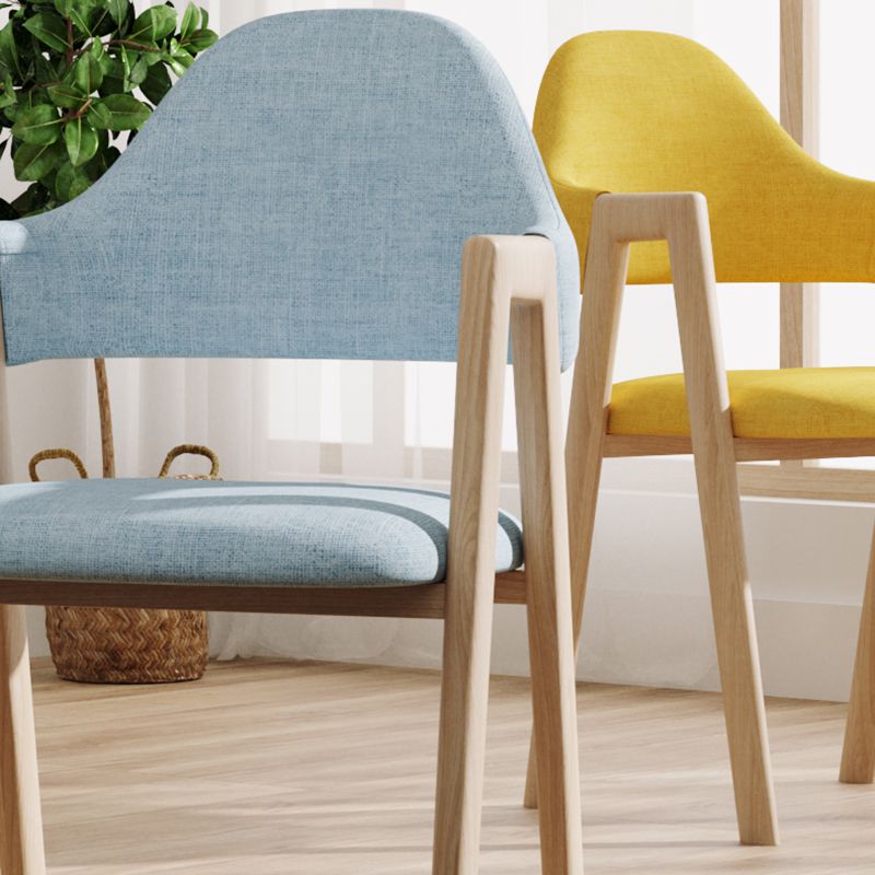Sillas de comedor modernas Sillón tapizado con respaldo abierto con patas de metal