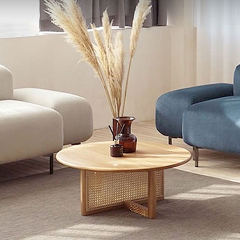 Scandinavian Round Coffee Table with Cross Legs in Pine Wood