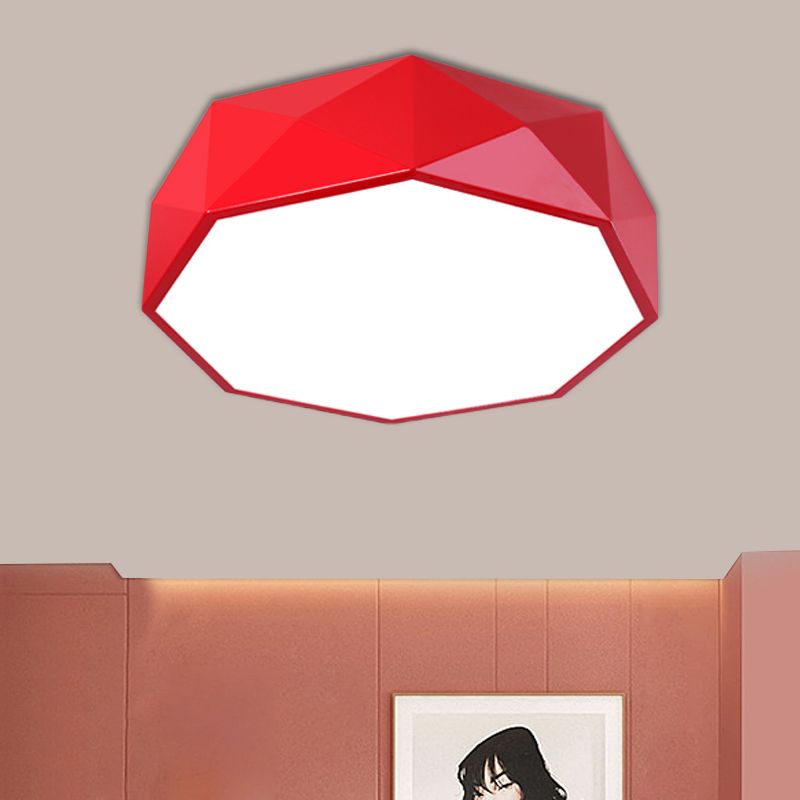 Apparecchio di illuminazione da incasso per salotto a LED. Soffitto contemporaneo rosso/giallo/verde con paralume acrilico poligonale