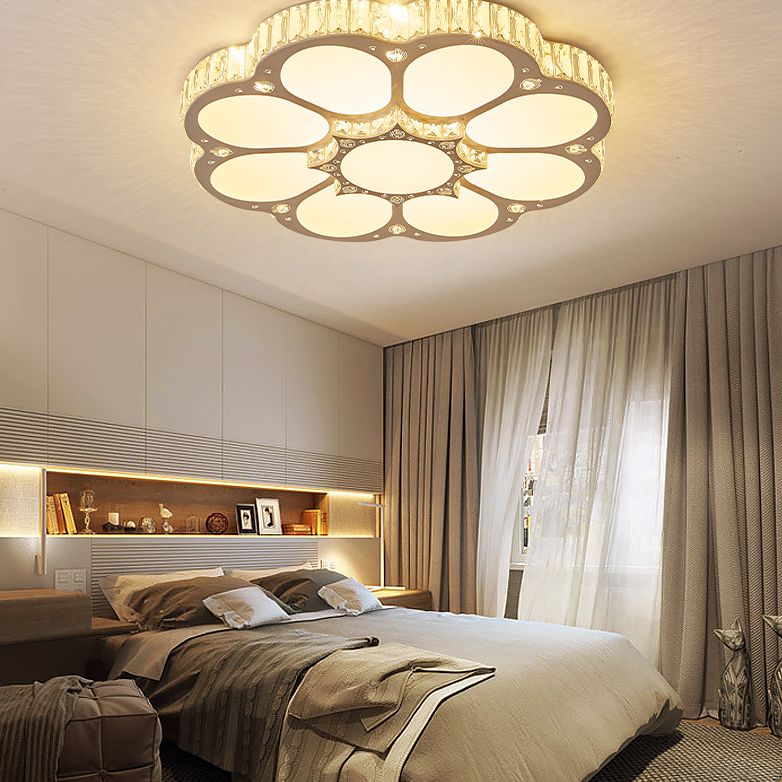 White Floral Ceiling Mount Light Fixture Modern LED Crystal Flushmount Ceiling Fixture