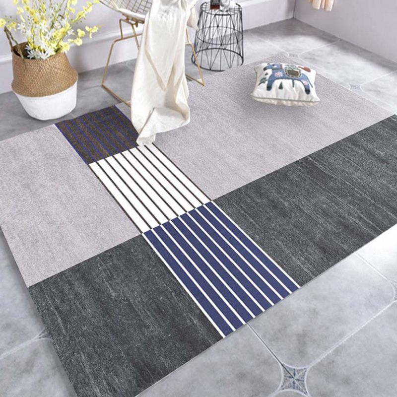 Brown Modern Teppich Polyester Dreieck Teppich Waschbar Teppich für Wohnzimmer