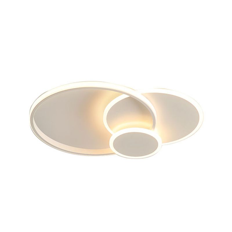 I moderni cerchi soffitto a filo a sfioramento della luce in alluminio Apparecchiatura da letto in bianco in bianco