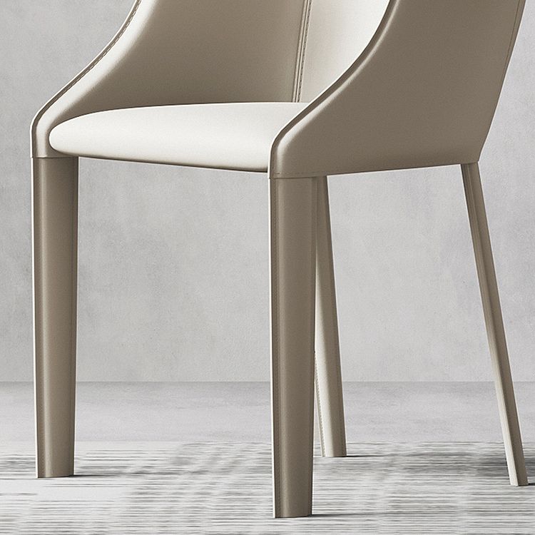 Chaise de salle à manger contemporaine en métal et cuir, chaise à dossier solide avec bras