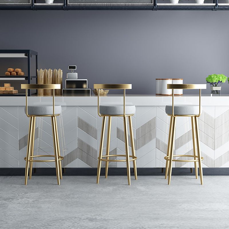 Metal Low Back Bar Stools Round Armless Dining Stools with Footrest