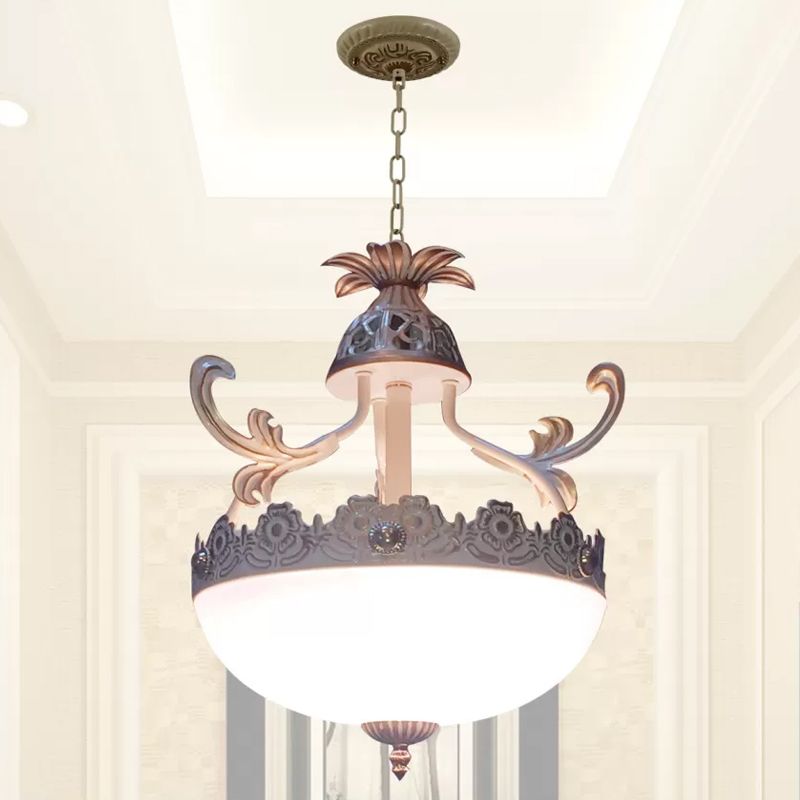 Traditionelle Kuppel Anhängerleuchte 12 "/16" /19.5 "breite 3 Köpfe handgearbeitetes weißes Glaskronleuchterlampe