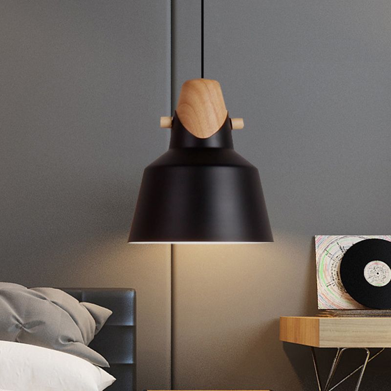 Macaron Stilvolle Scheunen Schatten aufgehängtes Licht 1 leichte Metall und Holzhängedecke in Schwarz/Weiß