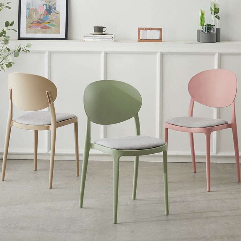Plastic nordique Open Danding Dining Claid 33 "H CHAISE DE DINSAGE ACRYLIQUE POUR RETRUSSION