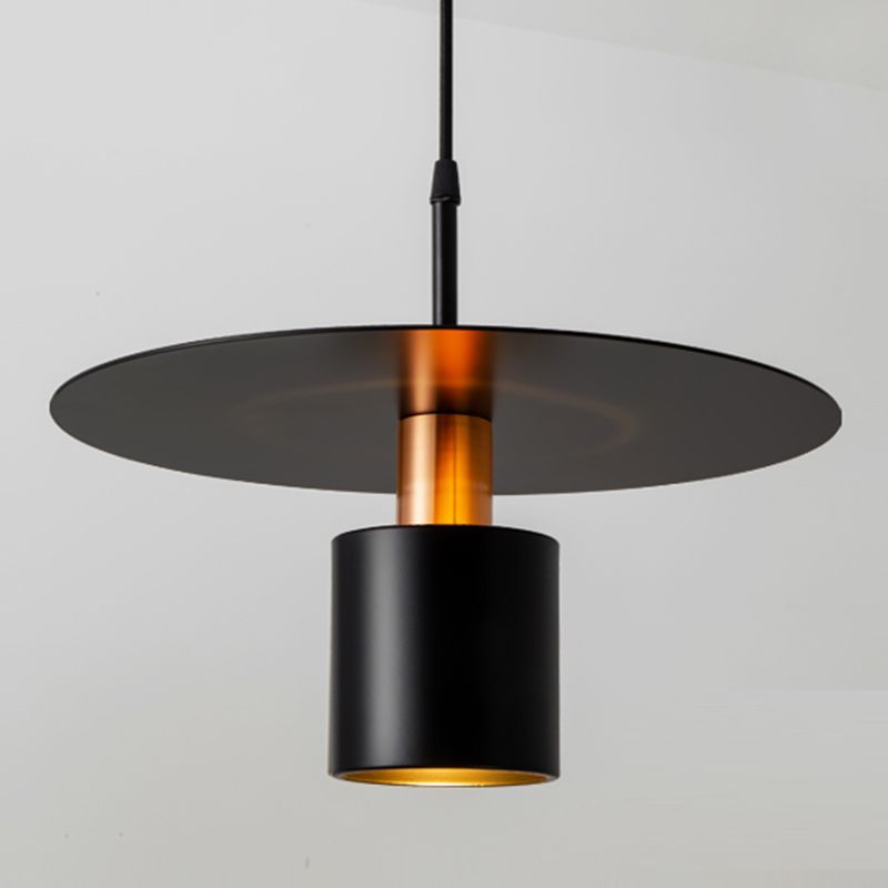 Plafond minimaliste contemporain créatif s'accélérer pour salle à manger