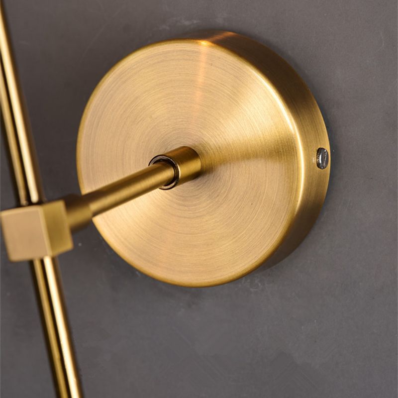 Runde Wandleuchte minimalistische Leuchtenleuchte mit Glasschatten