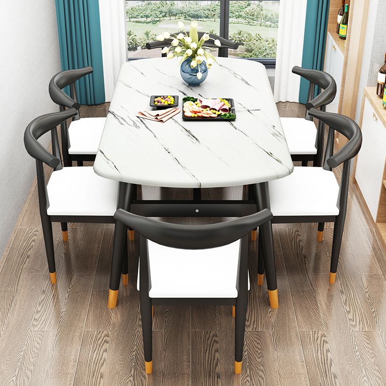 Standard Wood Top Dining Room Set with 4 Black Wood Legs Base for Dining Furniture