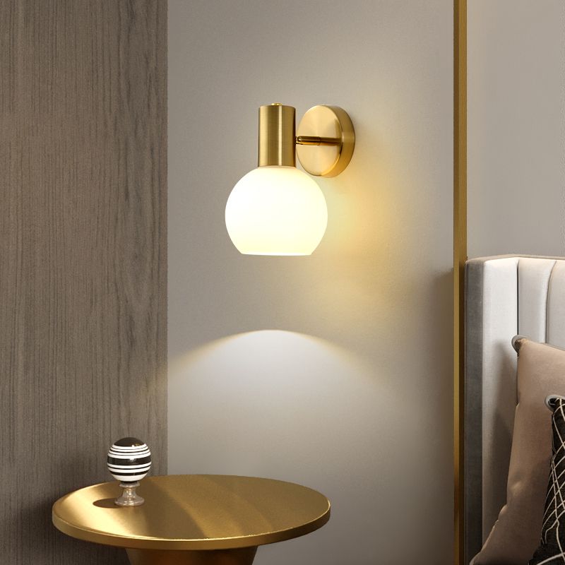 Modern Simple Iron Wall Light Ball Shape Rotatable Wall Lamp for Living Room