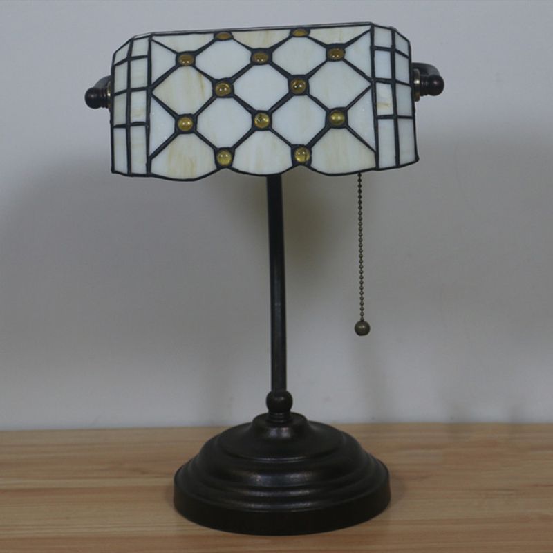 1 lampe de tâche Task Tiffany Style Bijoux en verre beige Pull Chain Night Table Table Éclairage en bleu / or avec bras incurvé