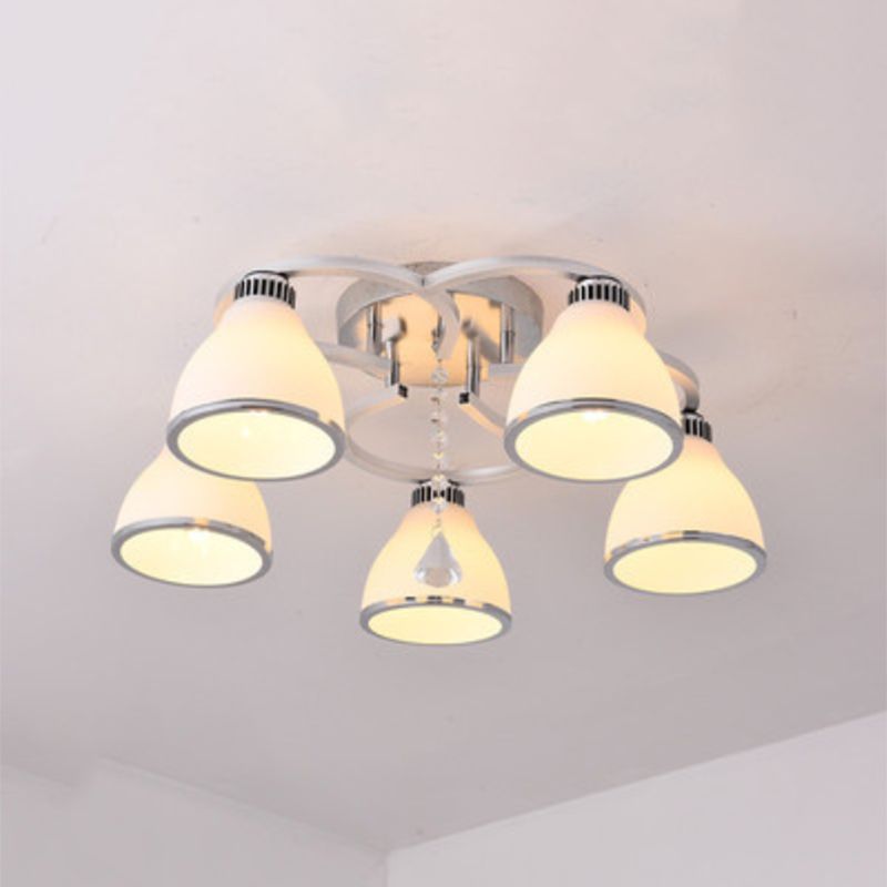 Silbermetall Semi Flush Lampe Moderne mehrköpfige Deckenbeleuchtung mit Glockenglasschatten